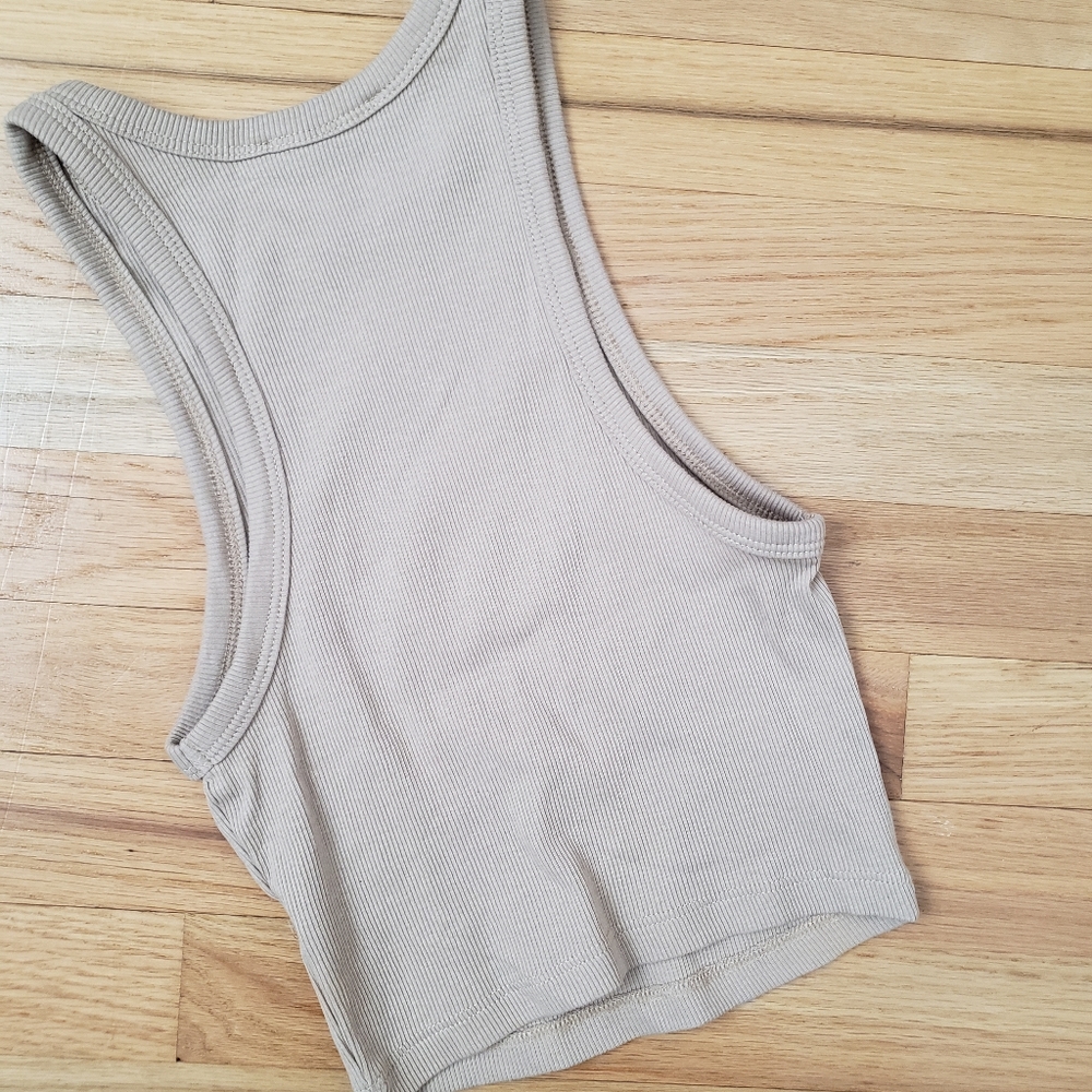 Zara Ribbed Cropped Top - Picture 2 of 4
